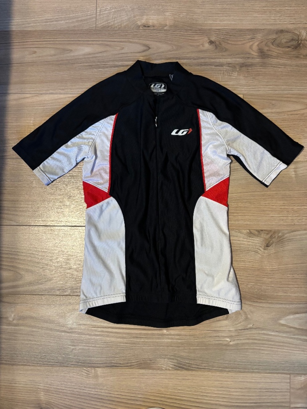 Louis Garneau Cycling Jersey / Utility Performance Shirt